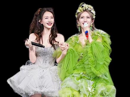 谢娜开演唱会半个娱乐圈都来捧场、为何偏偏不见吴昕来?
#谢娜 #谢娜演唱会 #谢娜林志颖 #谢娜成都演唱会 #吃瓜
