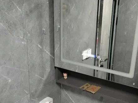 镜像是否是左右反#科普 #涨知识 #学习 #原创 #知识分享 的详细解释