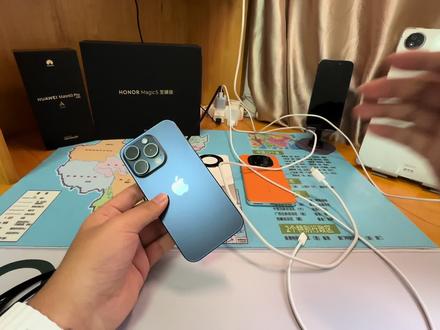 哪些充电器可以给iPhone15系列的手机充电?#iphone15充电口 #iphone15 #数码科技 #iphone #遥遥领先