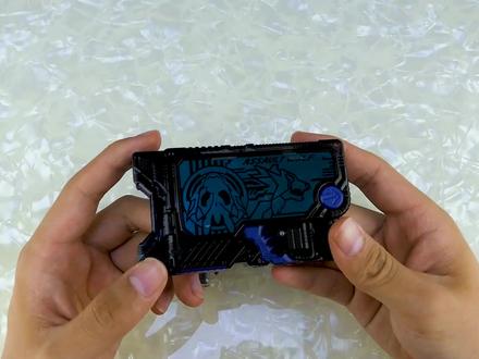 开箱!狗叫突击狼密钥和突击握把 假面骑士零一 #假面骑士 #假面骑士零一 #突击狼 #模玩