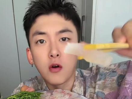 横县生鱼片,这赤眼鱼生我爱了 #横县鱼生 #生鱼片#刺身#夜宵