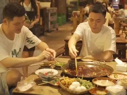 盘点人类十大搞笑合集😂#笑话笑到肚子疼文字版 #休闲笑话推荐 #哄堂大笑的笑话 #幽默笑话段子 #顶级笑话100个幽默段子