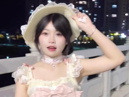 拥有Lolita的心情是无法复制的 每一条裙子都有它存在的意义#花屿蝶 #Lolita#无法拒绝温柔感小裙子 #裙子👗 #最美艺术品