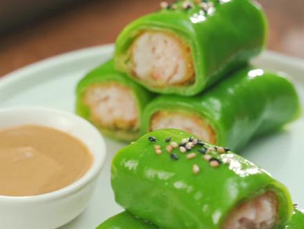 是谁绿了红米脆皮肠,还绿的那么好看!#抖in一口封神榜 #肠粉 #美食复刻