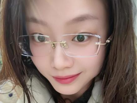 欢子我来当你嘴替,咱们一起怼怼怼 #我给欢子当嘴替 #欢子 #有歌第二季@欢子(巡演中)#欢子回应教怎么怼人