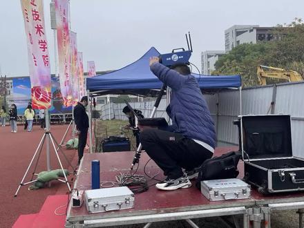 与手工计时相比,#电计时 已然成为径赛成绩测量方法的大趋势#田径 @DOU+小助手