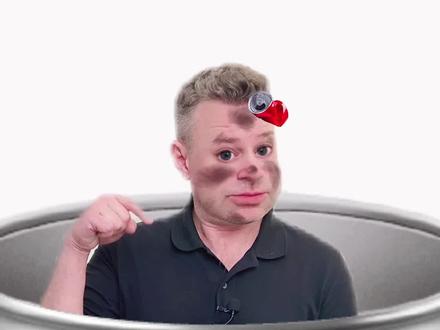 上周很多家长想叫我区分trash can 和trash bin,为了满足大家的要求,我可是翻遍了好多垃圾桶,快戳视频来学习更多地道表达吧!#英语 #英语启蒙 #亲子英语 #生活英语 #英语每天一分钟