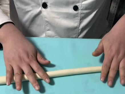 圣虫又叫神虫,春节前必做的面点食品,做法教给大家了,送给家人一份祝福!#花样面食 #花饽饽教学 @DOU+小助