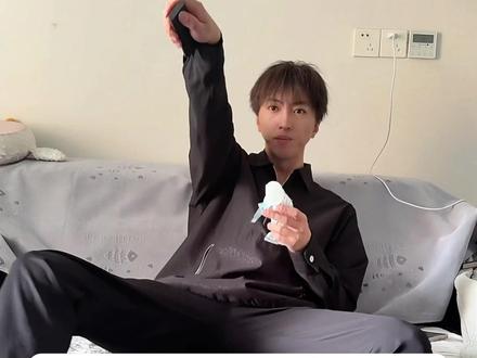 当bro看世界杯阵容时 #世界杯 #剪映 #搞笑 #抽象 #娱乐