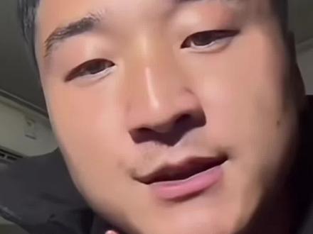 #社会热点#正能量#交友需谨慎
河南发小案,梁念霞直播间回答问题,讲述细节