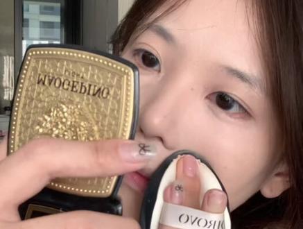 剪的乱七八糟的哈哈哈将就看吧姐妹们 #美妆 #今日妆容