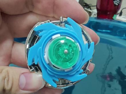 烈风天翼不同模式的机动性和持久力#飓风战魂 #陀螺 #烈风天翼