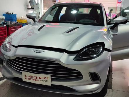 22款阿斯顿马丁DBX,气囊灯/水泵故障检修/第一段,气囊故障的排查,很容易.非礼勿问,别问懂得都懂.排除掉了,就行了.现在水泵把我卡住了,这256咋办呢??#实实在在的修车 #阿斯顿马丁dbx