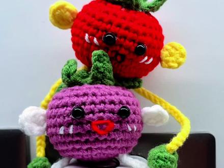 手脚可以抽拉的小胖茄视频教程来啦……#新手钩织入门教程#新手钩织 #钩针教程 #钩针编织 #手工编织零基础教学
新手友好|谁家的小可爱吖,手脚可以抽拉的小玩意儿,可可爱爱,快去钩一个吧!