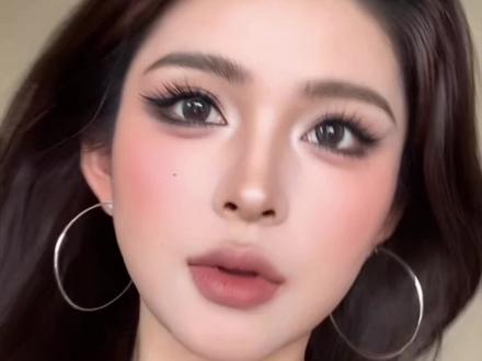6min超长跟练!!小常灵感拽萌亚裔猫塑妆🐈⬛ 这个时长感人吧嘿嘿?放弃完播率的超长跟练!!!一定教会你~猫系眼妆绝对是圆钝五官的天菜妆容!#跟着美妆博主学化妆 #妆容教程 #亚裔妆容 #猫系眼妆