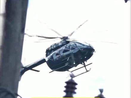 霸气回归!桑巴舞者#内马尔 乘私人直升机抵达巴西队报道,与安切洛蒂紧紧相拥#2026世界杯#巴西队 #美加墨世界杯 #dou来足球季