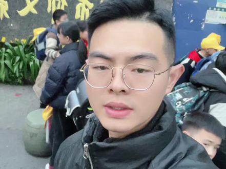 还有不知道
温州中小学放假
开学时间的吗?#仰义 #温州寒假时间 #米瑞可艺术培训