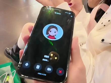 利用人工智能豆包搭讪小姐姐 豆包好像还自带节目的 #内容太过真实 #豆包 #搭讪 #小技巧 #第一视角