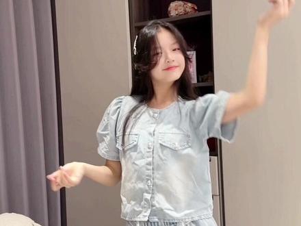 快来夸夸我🤭🥰💖 被这个音乐洗脑了🌹好喜欢这个调调🥰🤪#珠满摇 #舞蹈生 #甜系女孩 #骗你生女儿