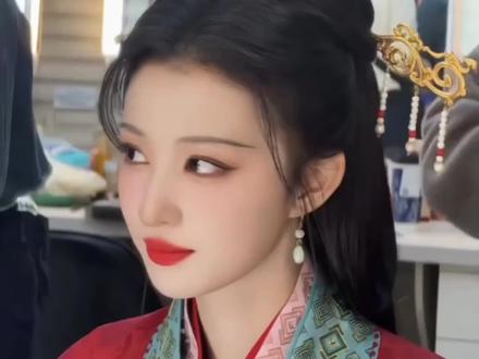 春晚名场面沈腾一句话,王楚然懵圈到秒变表情包#娱乐影视 #娱乐热点 #王楚然 #春晚名场面