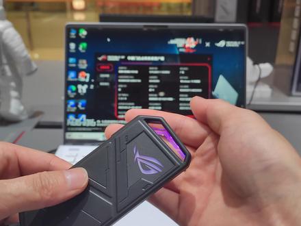 #rog幻影 #移动硬盘盒
教程篇:ROG ARION 幻影移动硬盘盒加装新硬盘