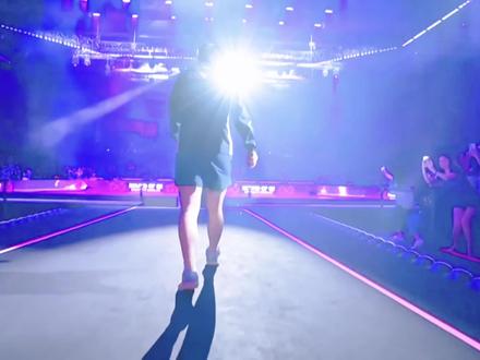 #搞笑配音#孙颖莎#新加坡大满贯
莎莎对阵萨马拉,比赛齐力又咔嚓,必须给你送回家!三局上来ttr,裁判那是眼睛花儿,比赛结束也必须把两个人夸😄😄😄#国乒#国乒