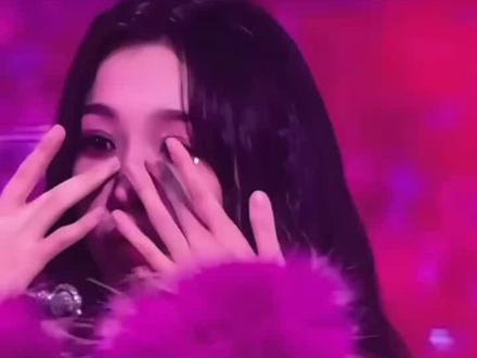 虞书欣生日会被质疑假哭,发言还要看提词器 #明星人物传 #明星热点爆料 #虞书欣 #虞书欣生日会