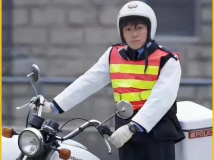 一部艺术成分很高的电影,回首再看依旧经典!#周星驰 #朱茵 #影视解说 #精彩片段