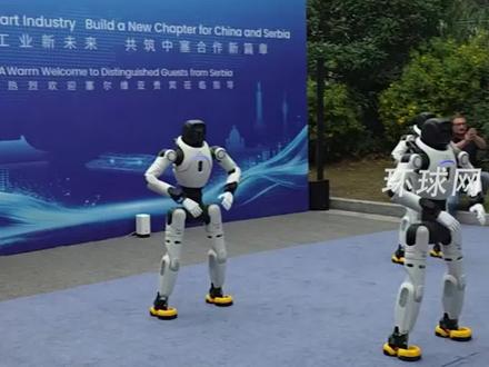 武契奇发布视频,到访浙江嘉兴敏实未来工厂,人形机器人上演才艺秀