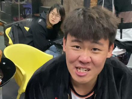 女生为什么会喜欢女生???#上场吧女孩