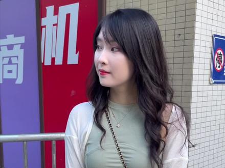 看完这个视频,让女生满脑子都是你#搞笑 #反转 #闺蜜 #情侣 #银联伴你游中国 @中国银联 #学英语