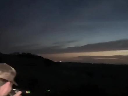 战场上最炫酷的子弹曳光弹#军事迷 #军事爱好者 #武器科普