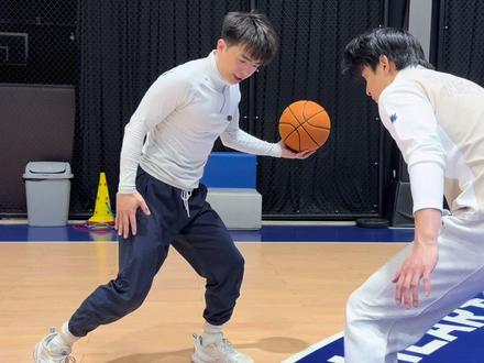 得分太简单了!特别是第三招 #篮球 #篮球教学