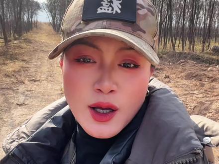 #东天山来的骆驼队 出行第109天 (12月8日)从泾川县经过景村村抵达牛角沟沿途感受乡亲们日子红红火火 蒸蒸日上!