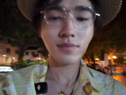 最近的物料里亚轩宝宝都好开心呀!!
亚轩开心 我就开心(>^ω^<)
#宋亚轩 #宋亚轩马尔代夫 #宋亚轩生日企划
#宋亚轩天天开心