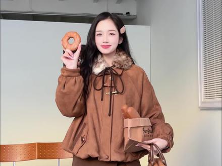 我的暖系穿搭#过年穿什么 #穿和搭是两回事 #冬日穿搭一周不重样