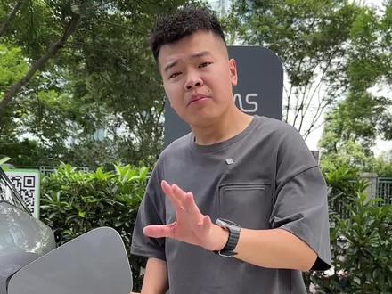 大家就等的银河L7续航来了,先来个纯电续航,下一条给你亏电油耗和满油满电趴窝!#吉利银河l7 #小吕斯基极测新能源