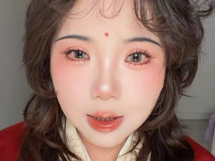 明制贵女妆容教程 | 8 min视频有点长请耐心看完哦! #古风汉服 #明制贵女妆造 #妆容教程 #彩妆教程 #国风古韵