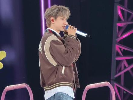 12分钟超长新年talking完整版 到后面真的是忍不了一点完全爆哭🥹🥹怎么会有这么好的哥哥 还好还有机会 我们今晚接着见!#汪苏泷 #汪苏泷跨年演唱会 #汪苏泷演唱会 #跨年演唱会