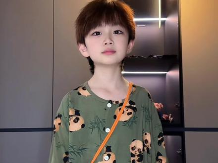 适合六一拍的手势舞 #唐僧骑马咚那个咚 #仙缘摇 #手势舞 #宣宣啊 #儿童节全世界都来跳舞 @抖音小助手 @DOU+小助手