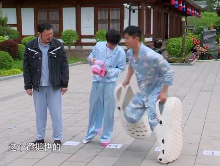 #奔跑吧 李晨选的洞洞鞋和腿一样长 奔跑吧全员素颜