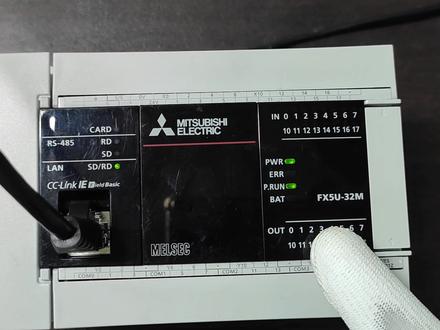 三菱FX5U plc的数据断电保持设置(锁存功能) #工控 #电气 #plc #自动化