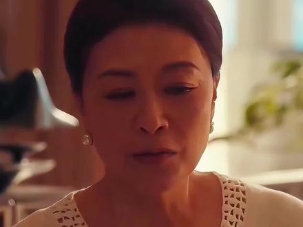 原来玉镯子是假的啊,难怪何丽华要传给明珠呢。#四喜