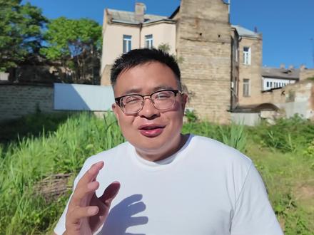 走少数人走的路 昨天一个老哥找我办签证,他的这个思路非常不错,分享给各位!
#洪大成乌克兰创业记#大成在乌克兰 #乌克兰签证 #乌克兰注册公司