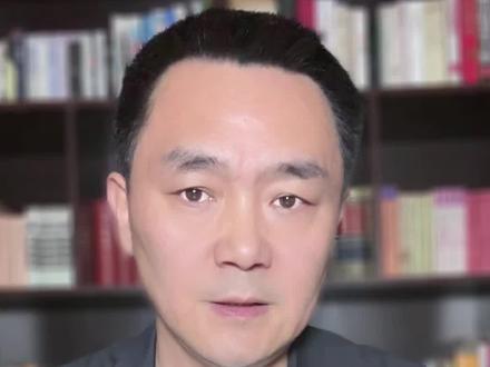 绿雪冰城之后,三河市医院的红十字也绿了。 #卫健委回应医院红十字变绿十字 #三河市 #三河市招牌 #抖音热评 #言者无疆