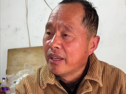 俺爸想吃俺妈擀的豆面条了,他却不敢说,让俺奶哄着俺妈做#乡村守护人 #农村美食 #新农人计划2024 #婆媳