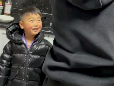 #看到最后不笑算我输 还反问奶奶!传说中各聊各的!谁也没听懂!#家庭日常