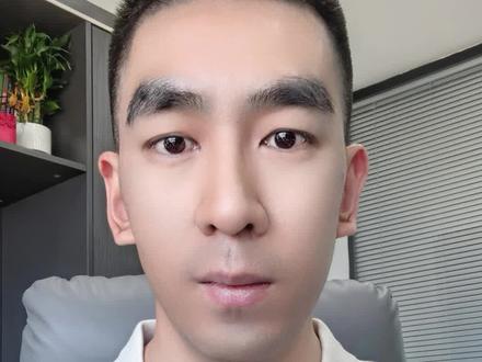 朋友圈销售处方减肥针司美格鲁肽和替尔泊肽,属于严重违法行为,最高可获刑15年,如果销售走私水货和劣质假货,最高可判处死刑,并没收个人全部财产,并对违法所得处以15-30倍罚款!请停止你们的违法行为,朋友圈私域不是法外之地!同时也警示消费者,不要为了省钱,将生命健康置之不顾!#减肥针 #违法曝光 #央视 #法律科普 #司美格鲁肽
