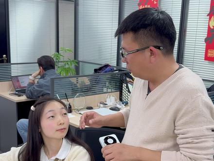 下班了跟人间蒸发了似的!#老板和员工的日常 #上班下班两副面孔 #鸿蒙越用越香 #华为nova15