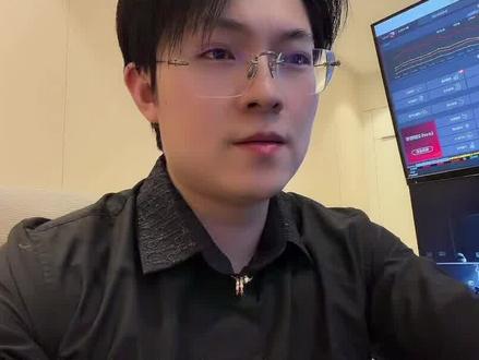 spacex暗盘估值大超预期2.4万亿美元,明天刺激了? #光纤#航天#马斯克#cpo